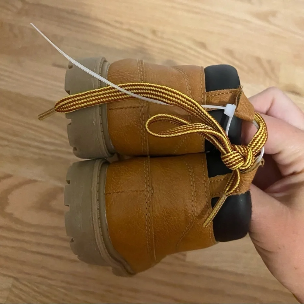 Carter’s Tan Work Boots Sz 11 Zipper Back Lace Up Kids Boys